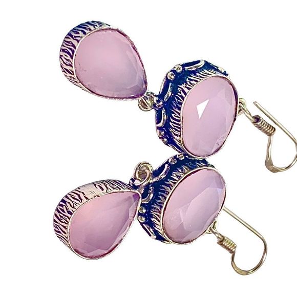 Soft Pink Chalcedony Gemstones in Hanmade Brushed Silver Earrings - Picture 5 of 7